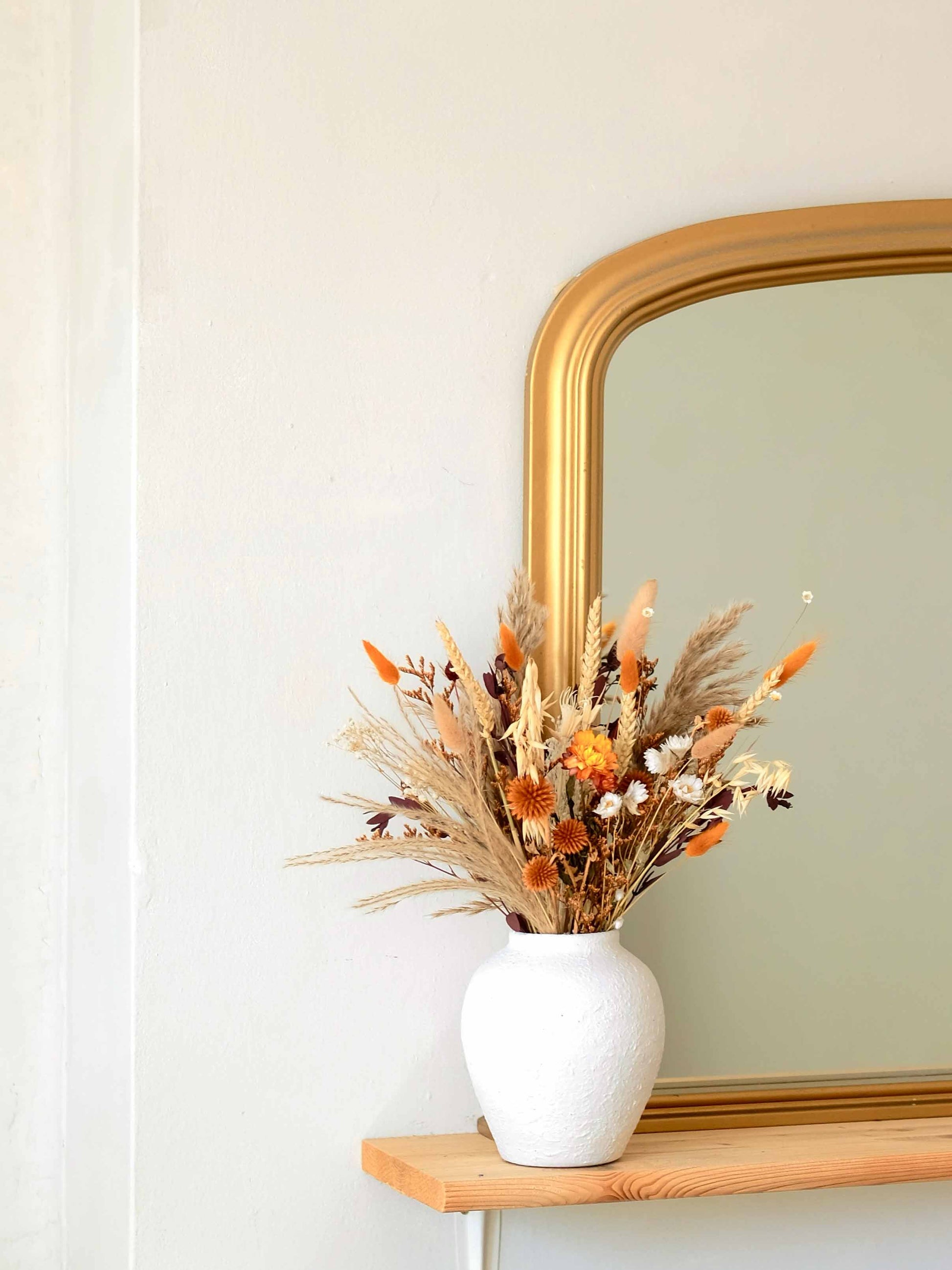 Dried-Flower-Bouquet-Warm-Natural-Autumn-Eucalytus-Bunny-Tails-Wheat