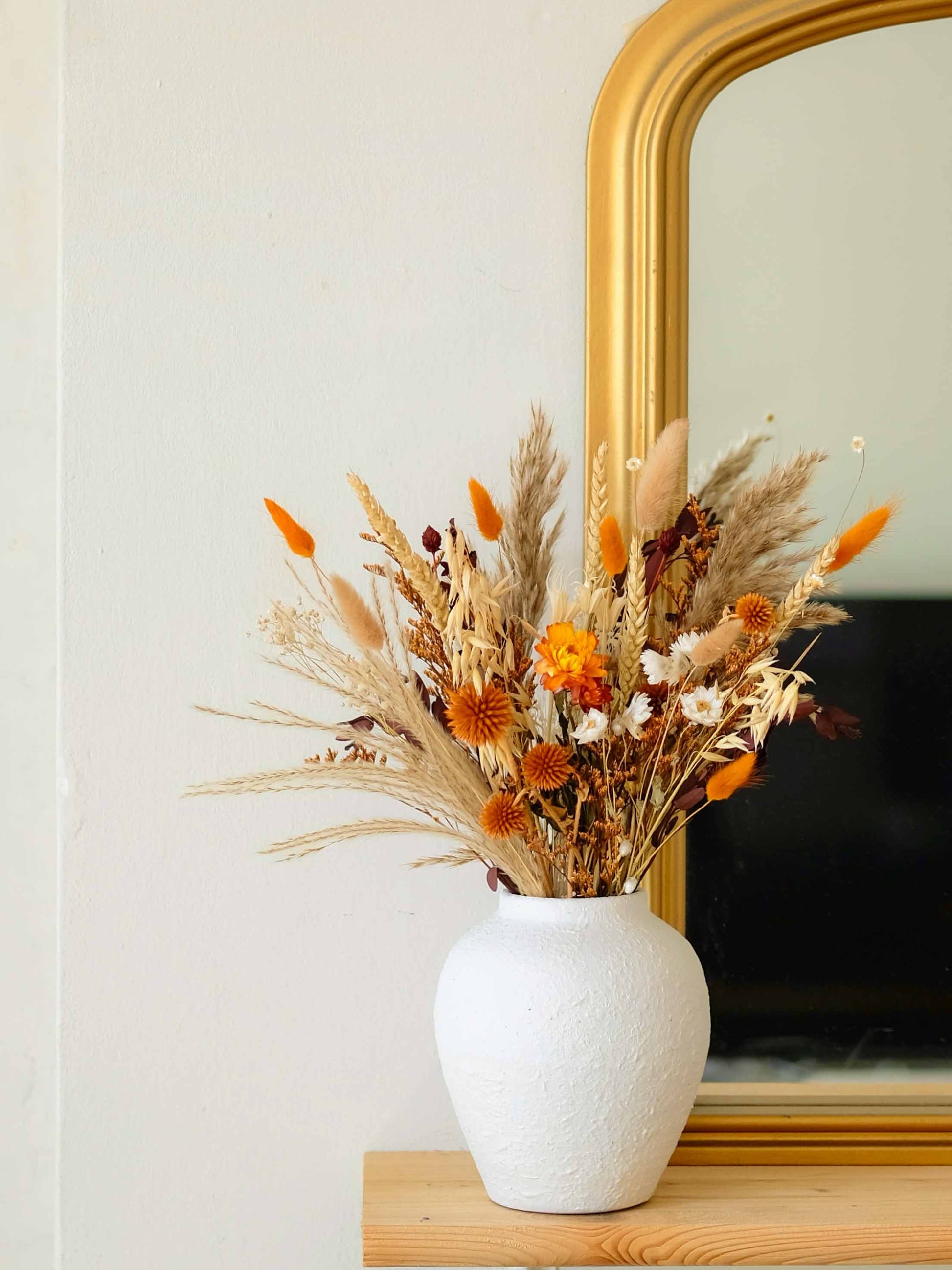 Dried-Flower-Bouquet-Warm-Natural-Autumn-Eucalytus-Bunny-Tails-Wheat