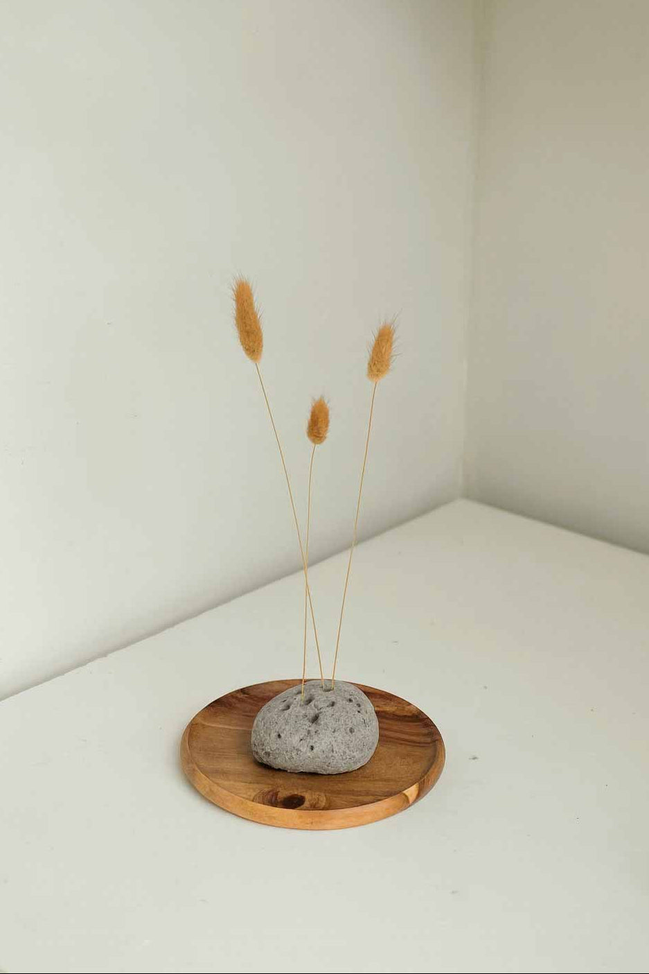 japanese-stone-flower-frog-ikebana-vase