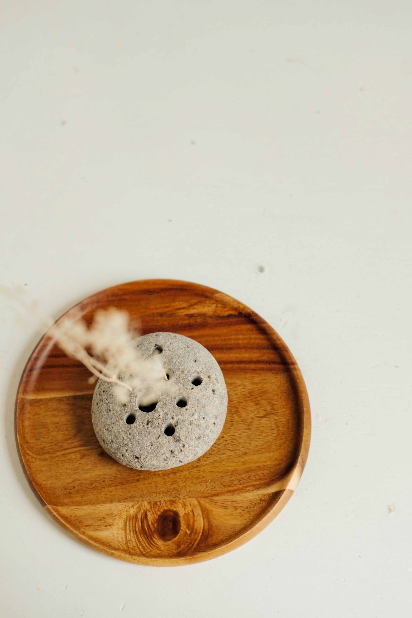 japanese-stone-flower-frog-ikebana-vase